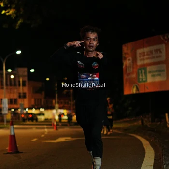 Runner Photo 4055847