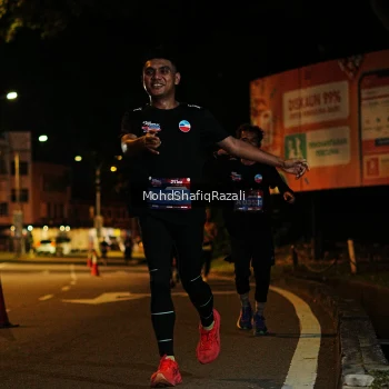 Runner Photo 4055848