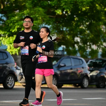 Runner Photo 4055873