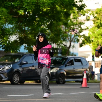 Runner Photo 4055895