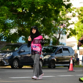 Runner Photo 4055899