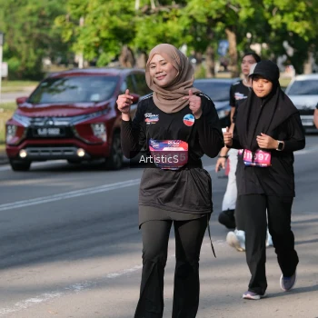 Runner Photo 4055904