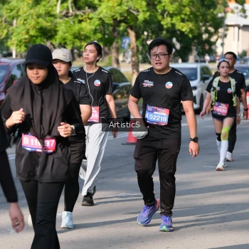 Runner Photo 4055920