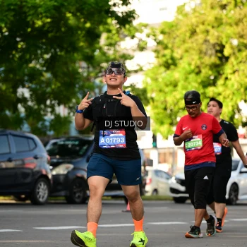 Runner Photo 4055927
