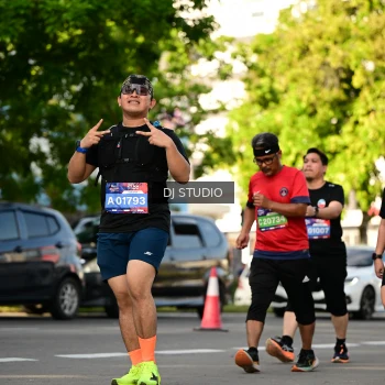 Runner Photo 4055936