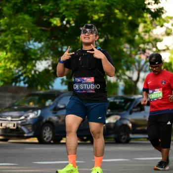 Runner Photo 4055953