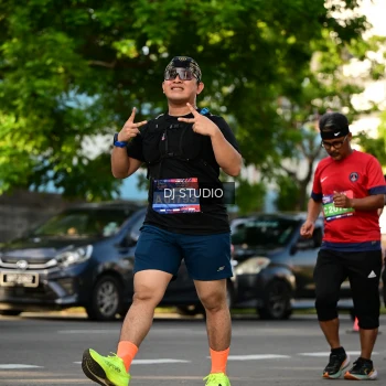 Runner Photo 4055971