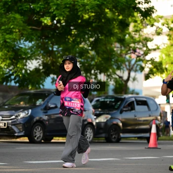 Runner Photo 4055975