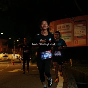 Runner Photo 4056037