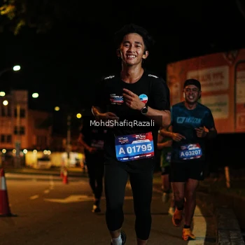 Runner Photo 4056054