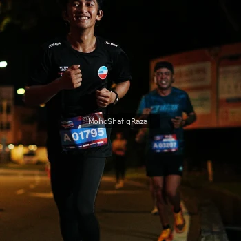 Runner Photo 4056056