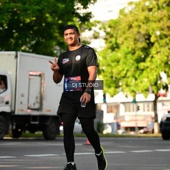 Runner Photo 4056119