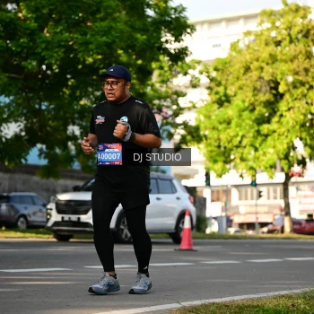Runner Photo 4056181