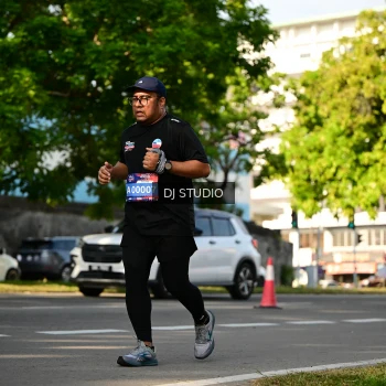 Runner Photo 4056197