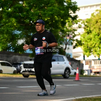 Runner Photo 4056203
