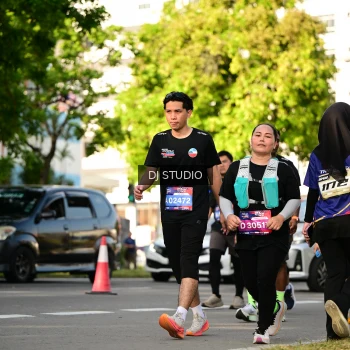 Runner Photo 4056219