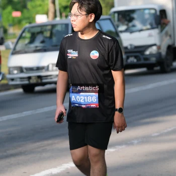 Runner Photo 4056257