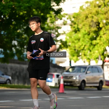Runner Photo 4056285