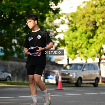 Runner Photo 4056287