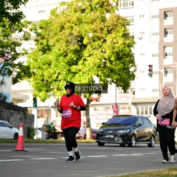 Runner Photo 4056302