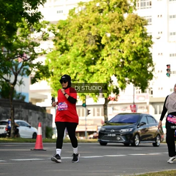 Runner Photo 4056342