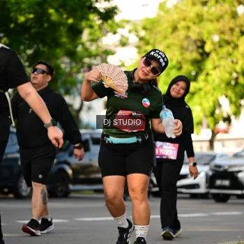 Runner Photo 4056355
