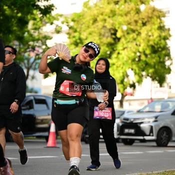 Runner Photo 4056386