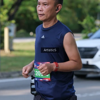 Runner Photo 4056391