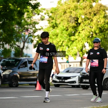 Runner Photo 4056410