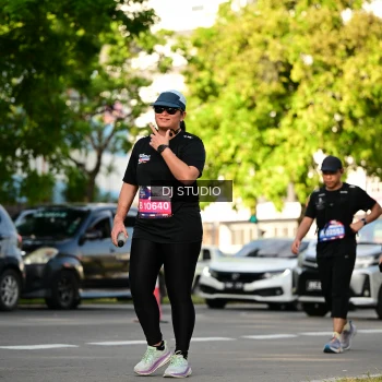 Runner Photo 4056435