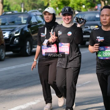 Runner Photo 4056533