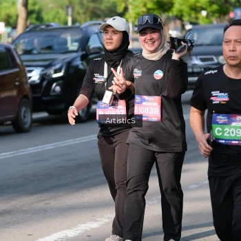 Runner Photo 4056535