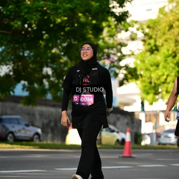 Runner Photo 4056605
