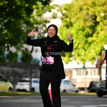 Runner Photo 4056613
