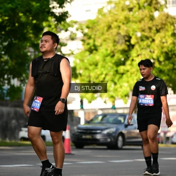 Runner Photo 4056620