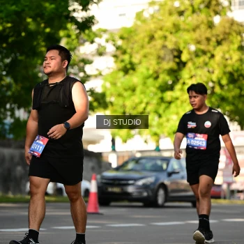 Runner Photo 4056625