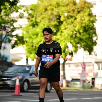 Runner Photo 4056631