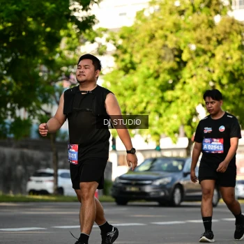 Runner Photo 4056632