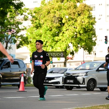 Runner Photo 4056640