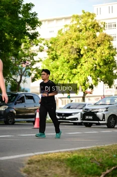 Runner Photo 4056652