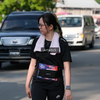 Runner Photo 4056654