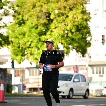 Runner Photo 4056663