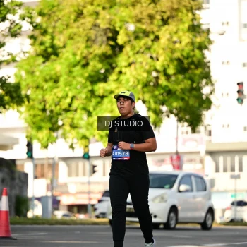 Runner Photo 4056667