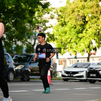 Runner Photo 4056670