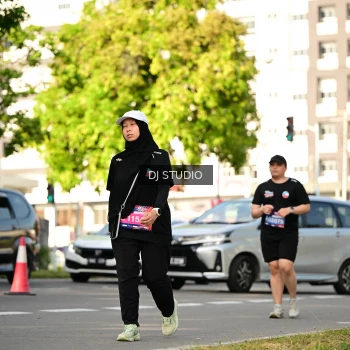 Runner Photo 4056688