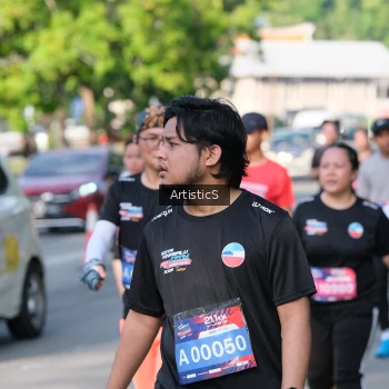 Runner Photo 4056696