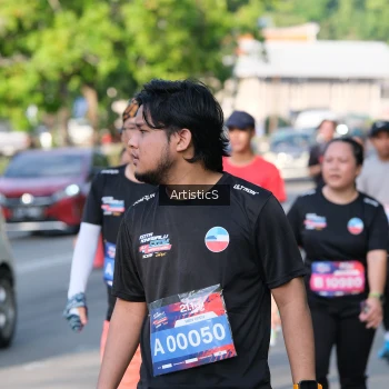 Runner Photo 4056709