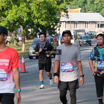 Runner Photo 4056715