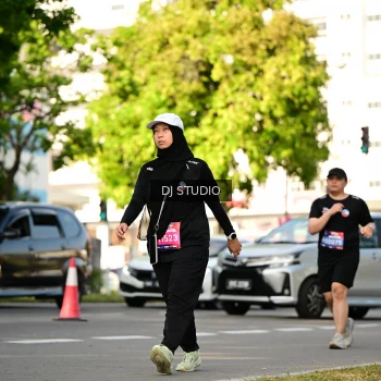 Runner Photo 4056717