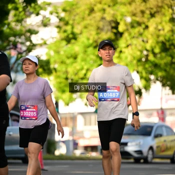 Runner Photo 4056730